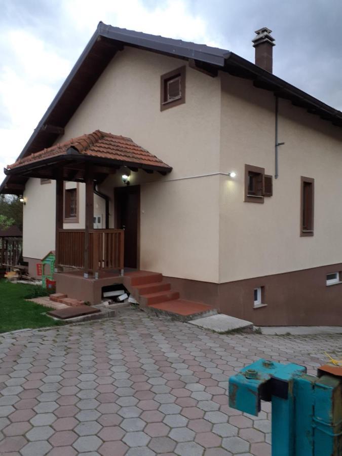 Home Away From Home Илиджа Экстерьер фото